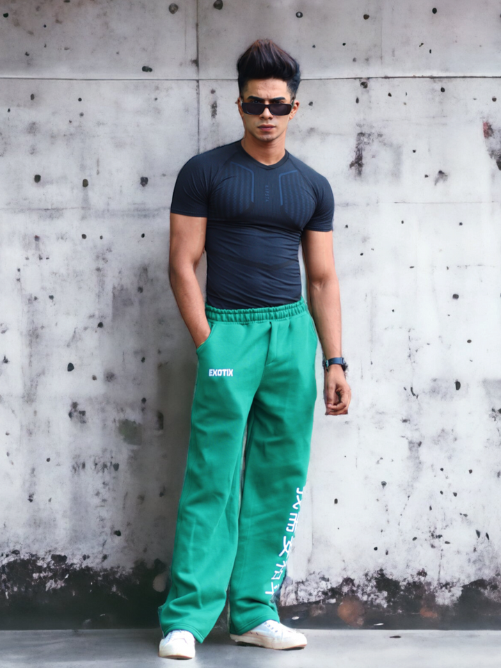 GREEN BAGGY STYLE TRACKPANT